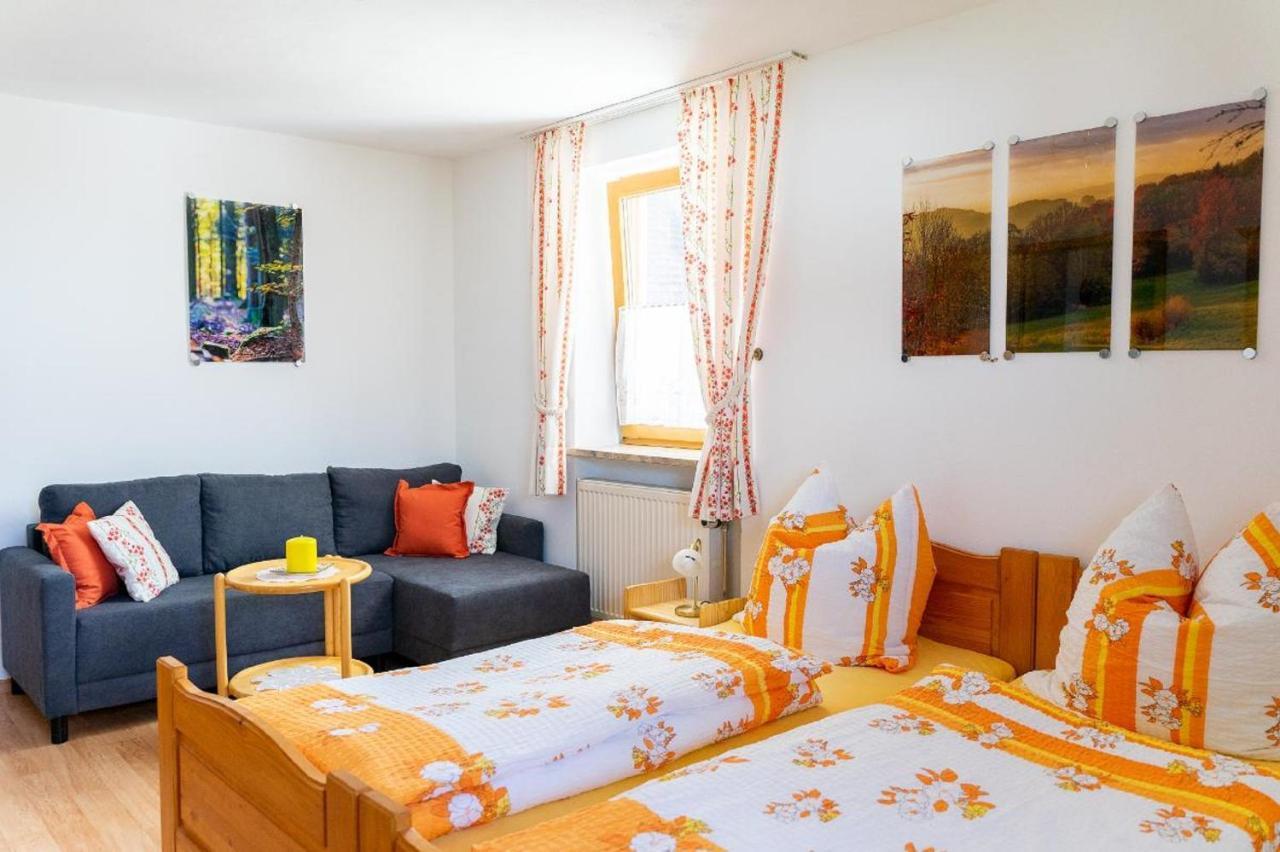 Ferienwohnungen Bauer - Auszeit Mit Ausblick Zenting Ngoại thất bức ảnh