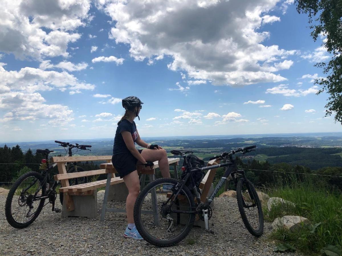 Ferienwohnungen Bauer - Auszeit Mit Ausblick Zenting Ngoại thất bức ảnh