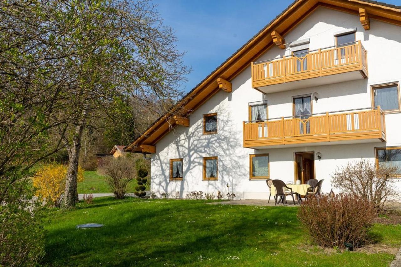 Ferienwohnungen Bauer - Auszeit Mit Ausblick Zenting Ngoại thất bức ảnh